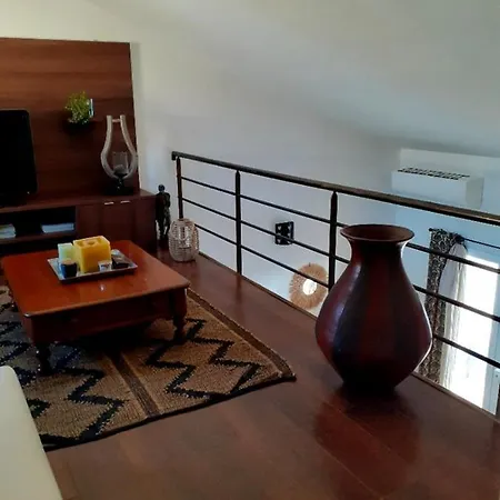 Prázdninový dům Maison De 3 Chambres Avec Terrasse Et Wifi A Borgo *