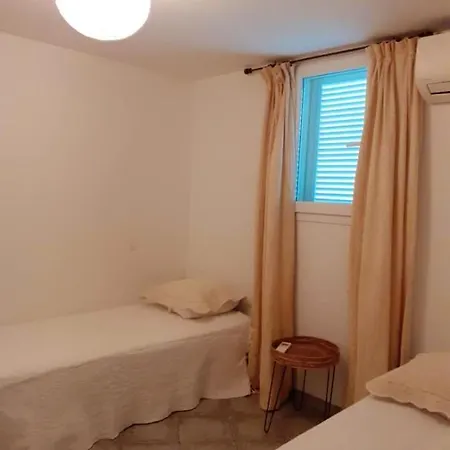 Maison De 3 Chambres Avec Terrasse Et Wifi A Borgo Prázdninový dům *