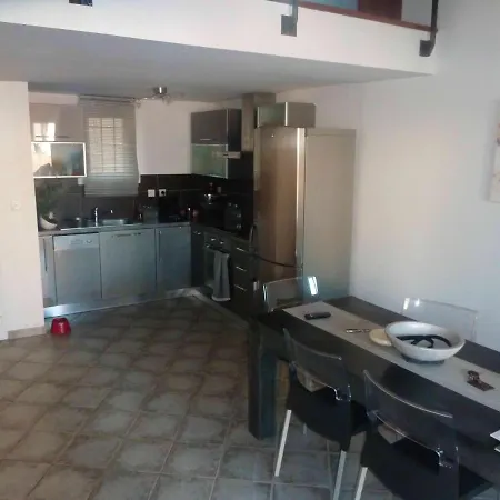 Maison De 3 Chambres Avec Terrasse Et Wifi A Borgo *